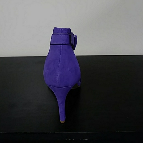 👠Purple heels 👠 - Picture 2 of 3
